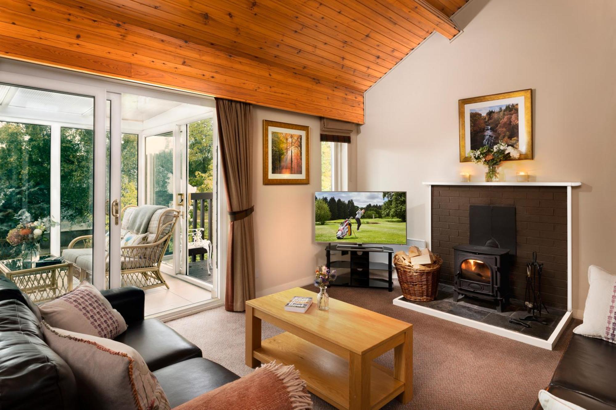 Macdonald Spey Valley Resort อาวีมอร์ ภายนอก รูปภาพ