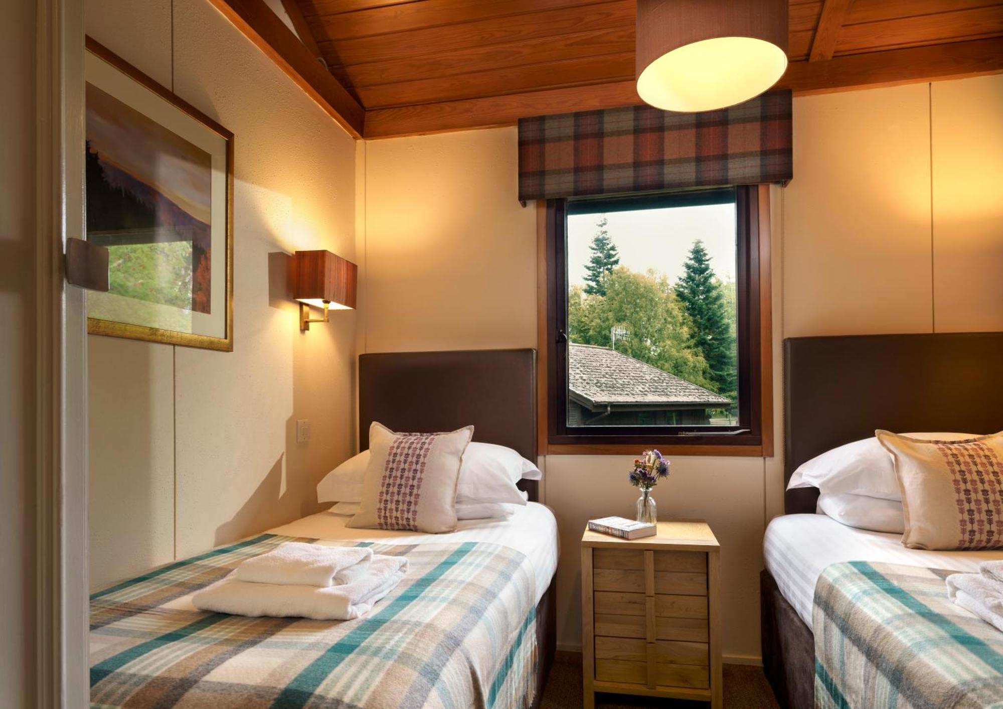 Macdonald Spey Valley Resort อาวีมอร์ ภายนอก รูปภาพ