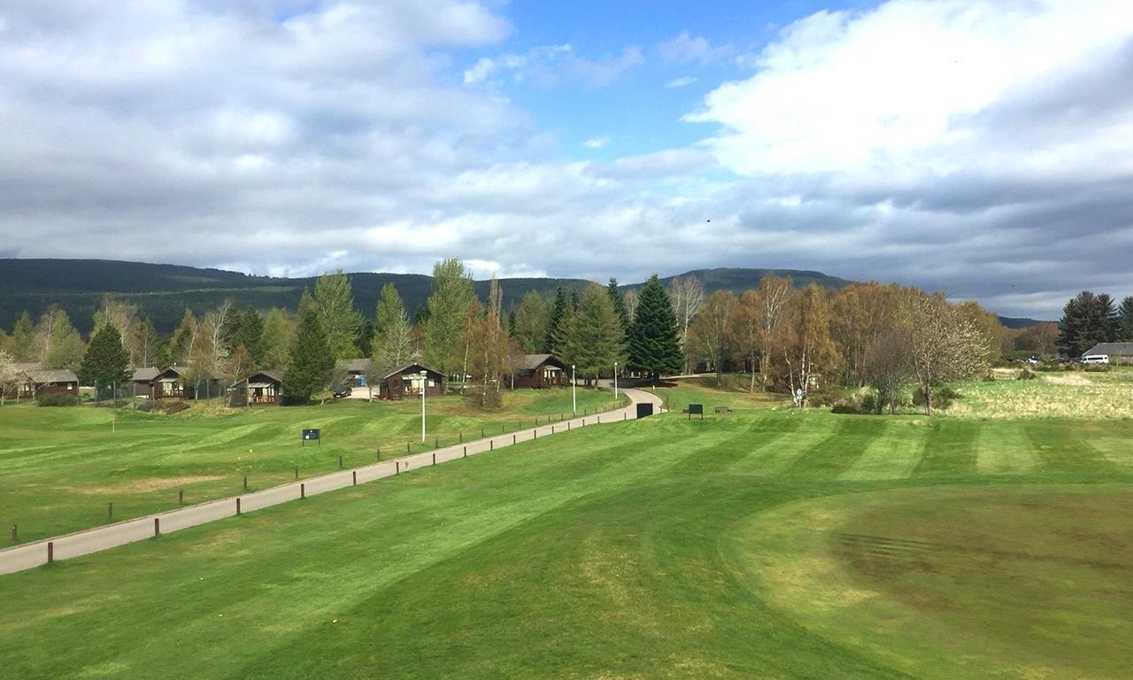 Macdonald Spey Valley Resort อาวีมอร์ ภายนอก รูปภาพ